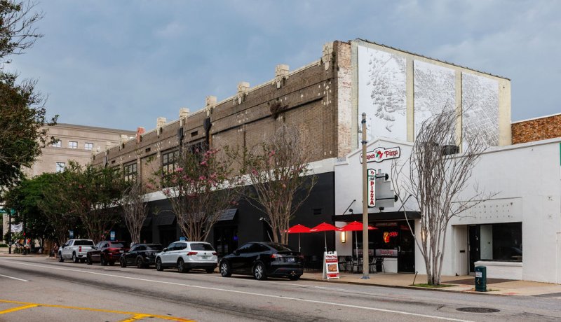 Half Moon Outfitters - Pensacola