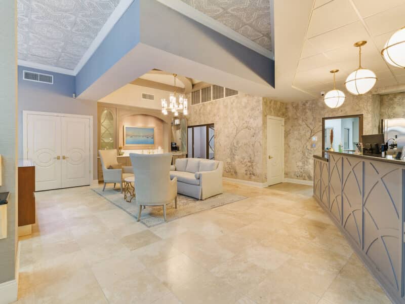 Elebash Jewelry - customer experience lounge